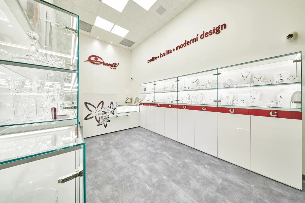 Prodejna Granát, Nisa Liberec - Truhlářství Pavelka