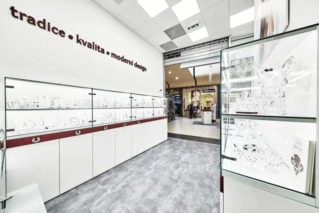 Prodejna Granát, Nisa Liberec - Truhlářství Pavelka