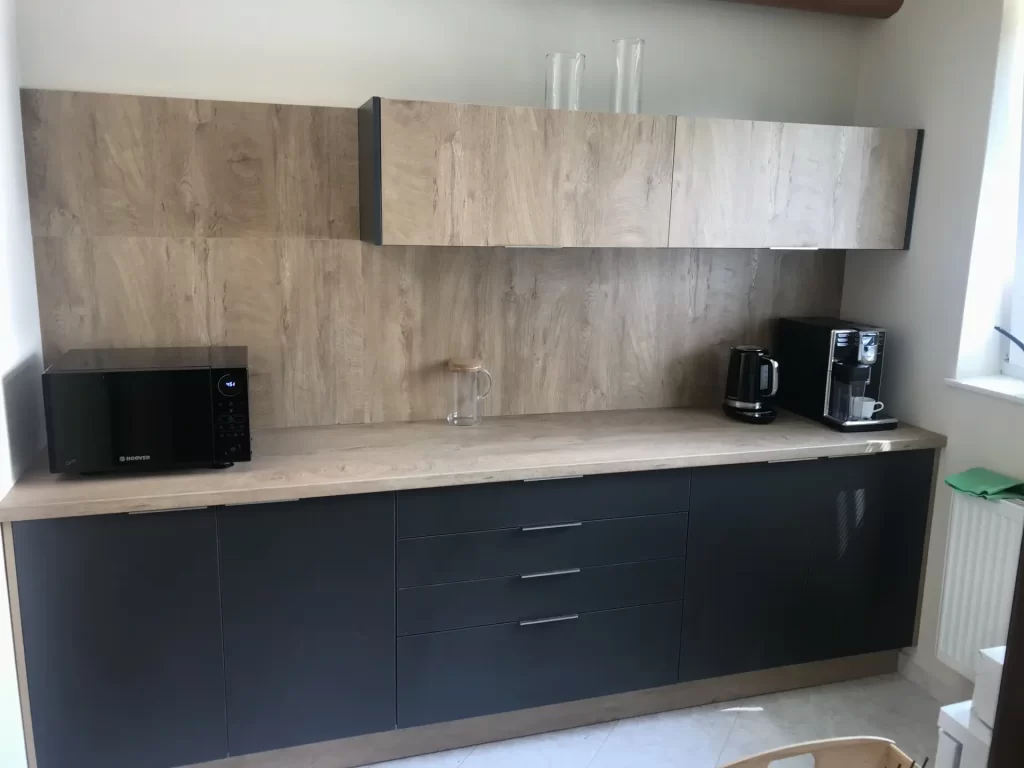 Kancelář Hlinsko - Truhlářství Pavelka